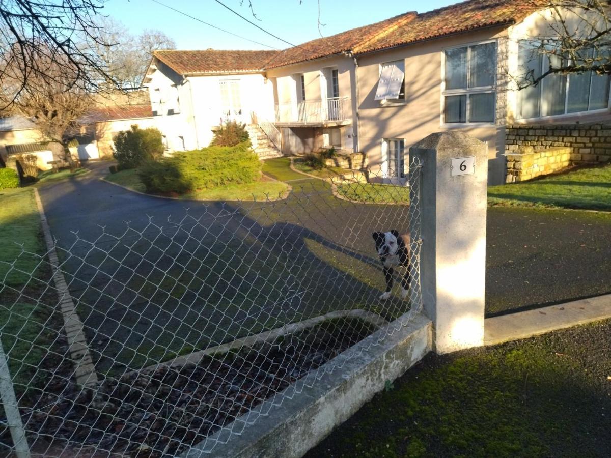 chambre privée chez l'habitant et partage des partie communes Fontivillie Esterno foto